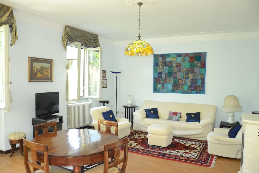 Appartement Porteselago à San Felice del Benaco Chambre photo